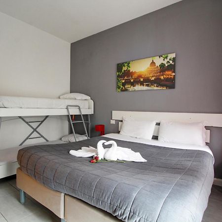Domus Viatoris Hotel Rome Exterior photo