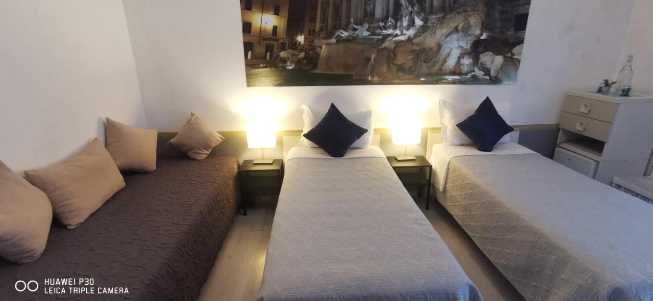 Domus Viatoris Hotel Rome Exterior photo