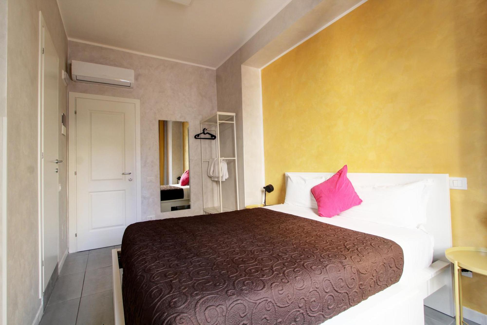 Domus Viatoris Hotel Rome Exterior photo