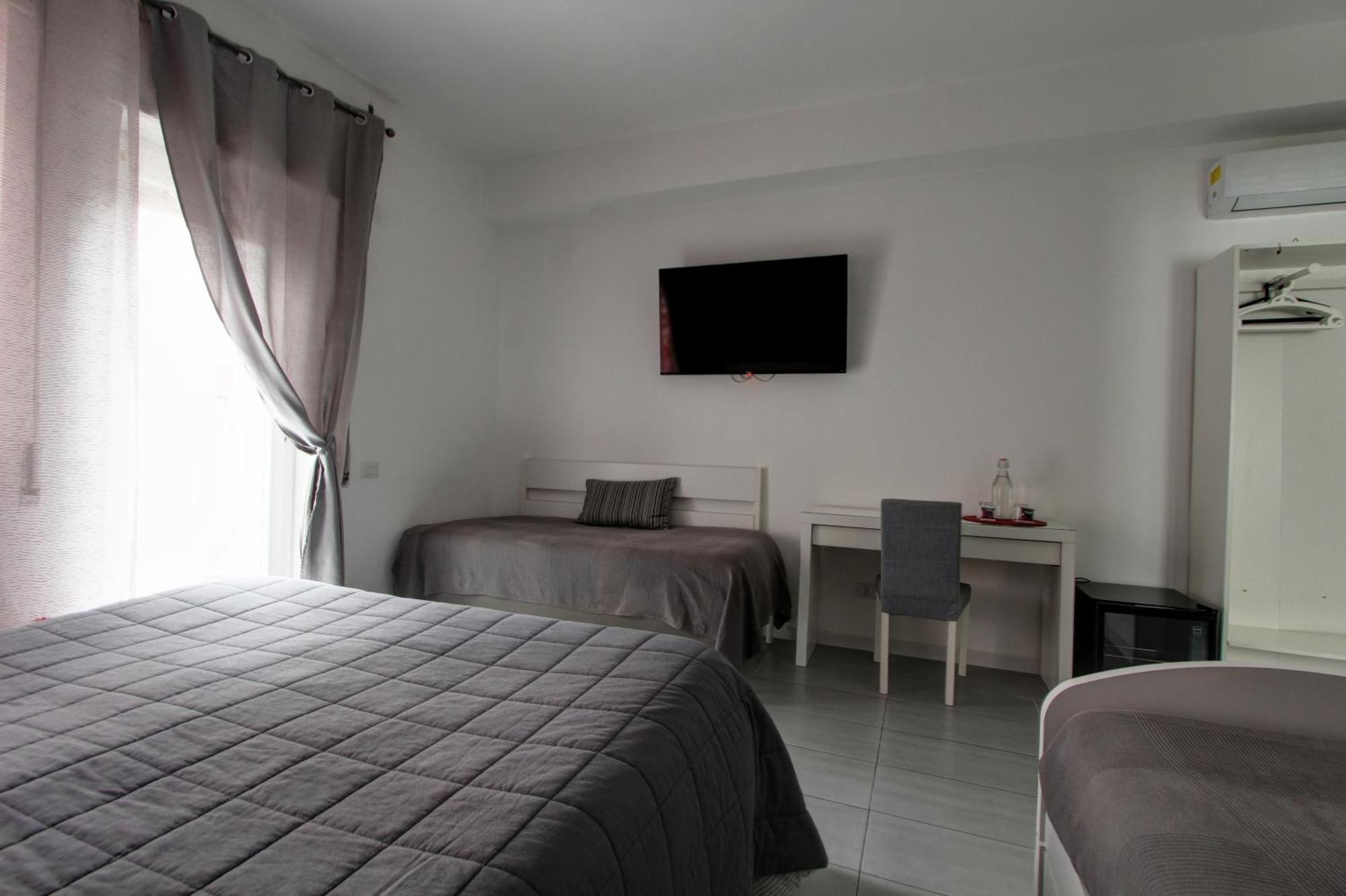 Domus Viatoris Hotel Rome Exterior photo